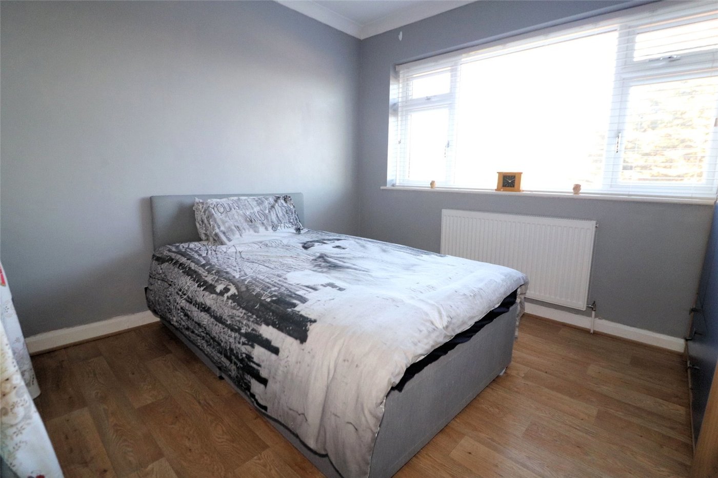 house for sale in Lesney Park, Erith, DA8 Robinson Jackson