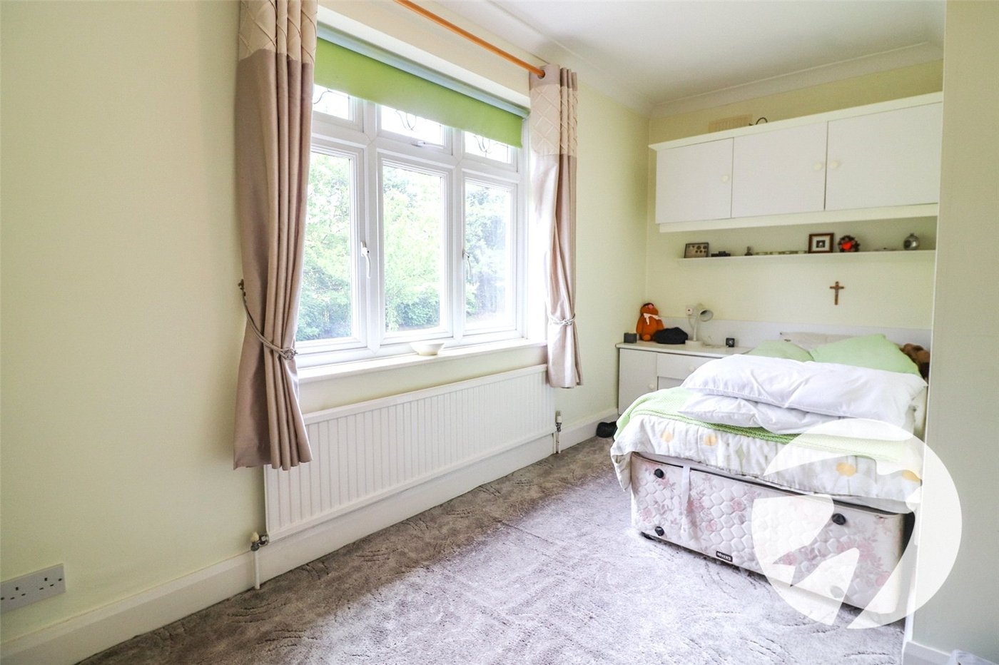 4 bedroom house for sale in Northumberland Heath | Robinson Jackson