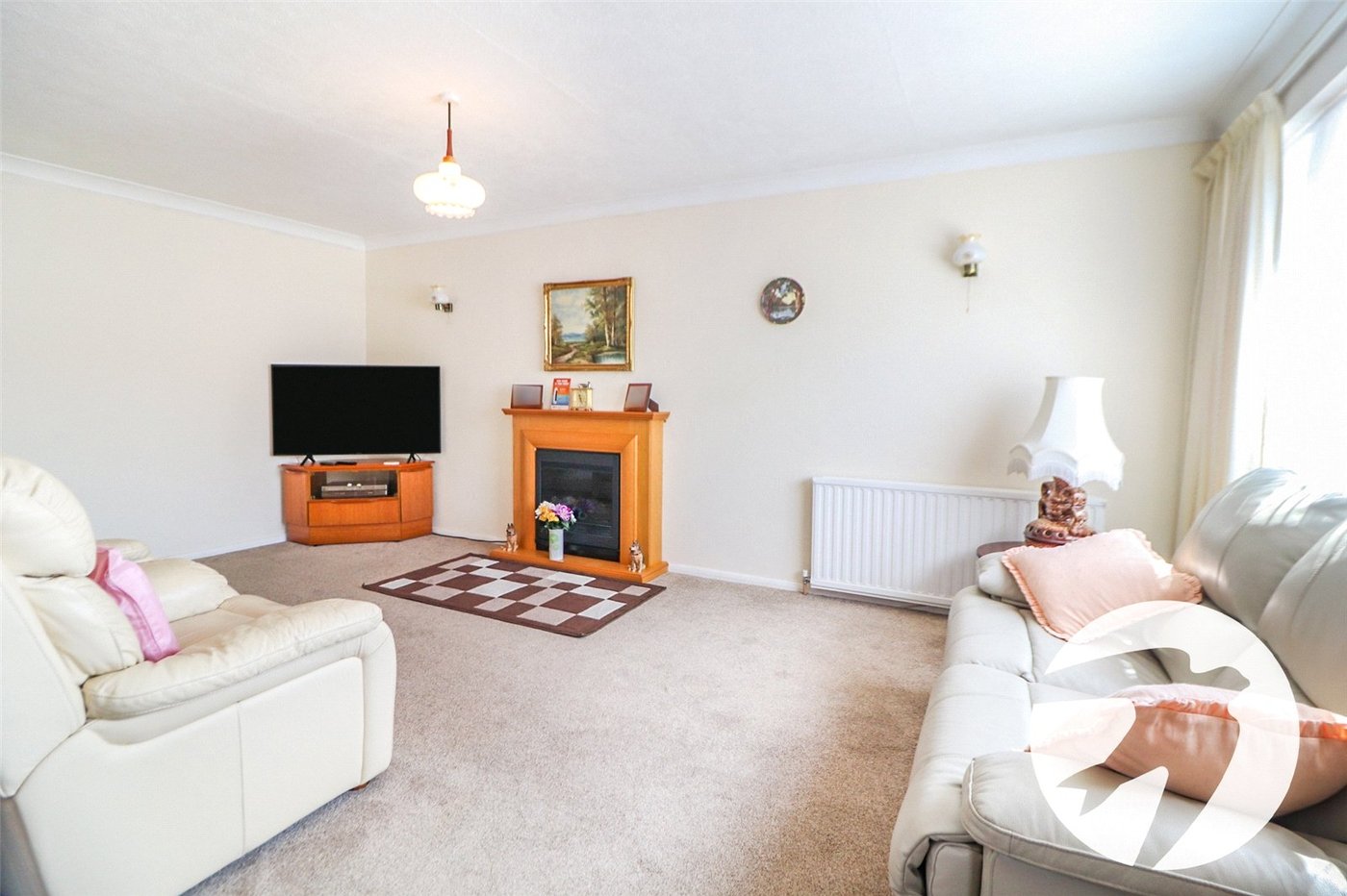 2 bedroom bungalow for sale in Erith | Robinson Jackson