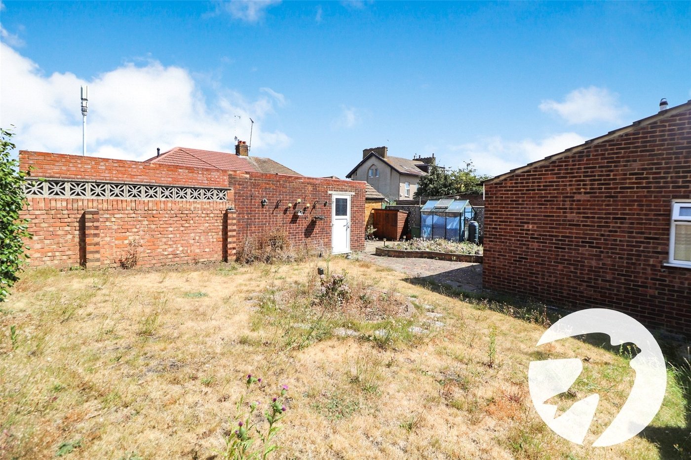 2 bedroom bungalow for sale in Erith | Robinson Jackson