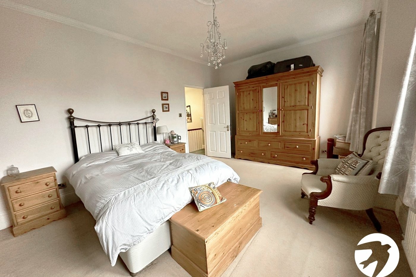 3 bedroom house for sale in Bromley | Robinson Jackson