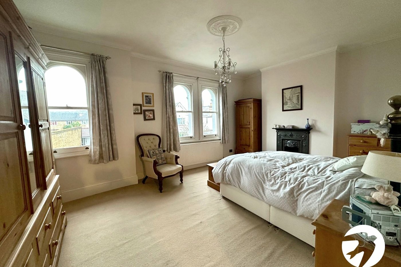 3 bedroom house for sale in Bromley | Robinson Jackson