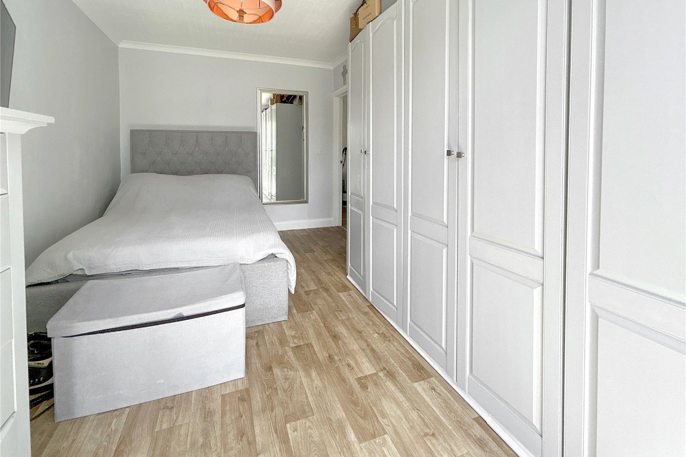 2 bedroom property for sale in Sidcup | Robinson Jackson