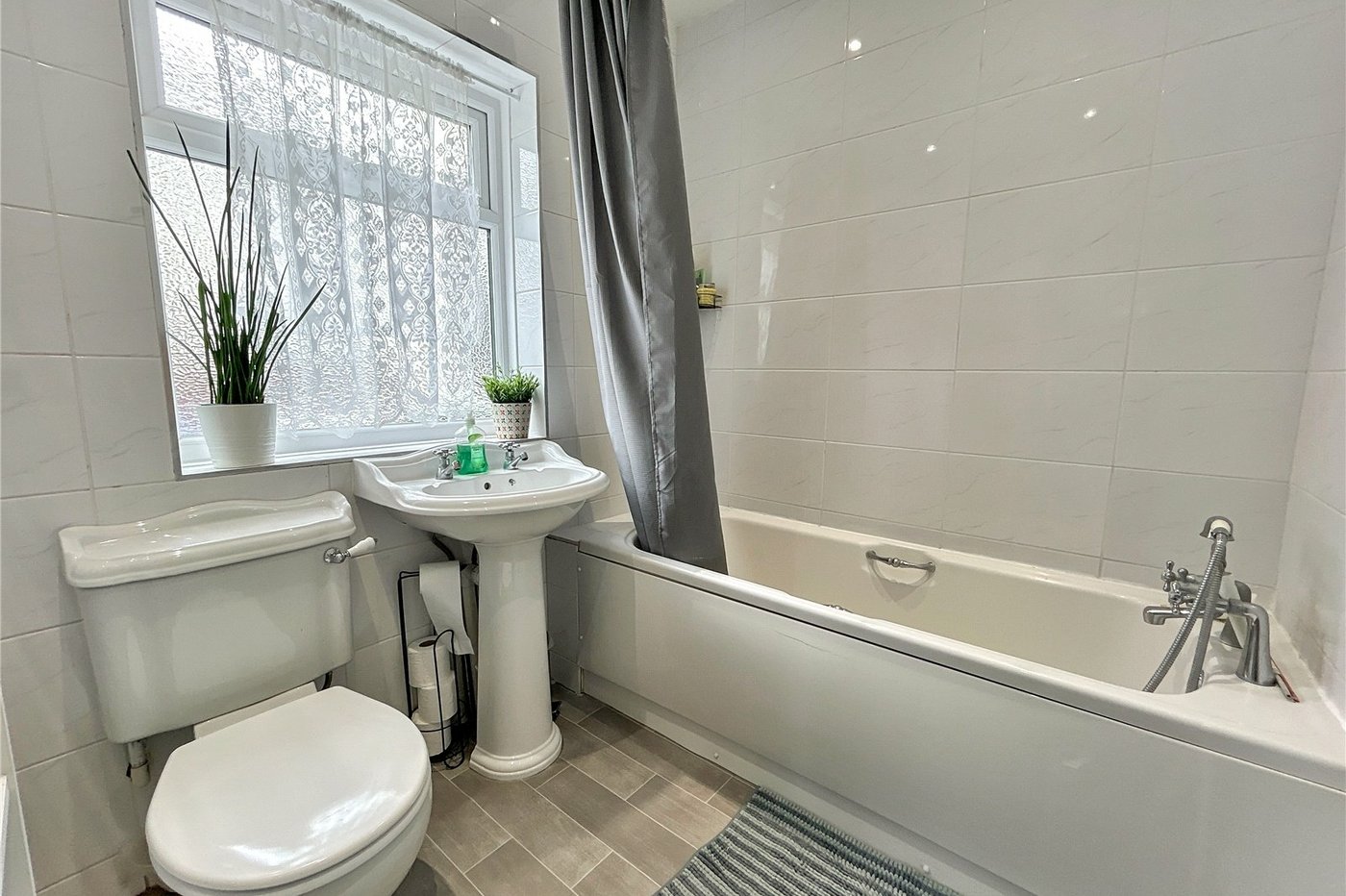 2 bedroom property for sale in Sidcup | Robinson Jackson
