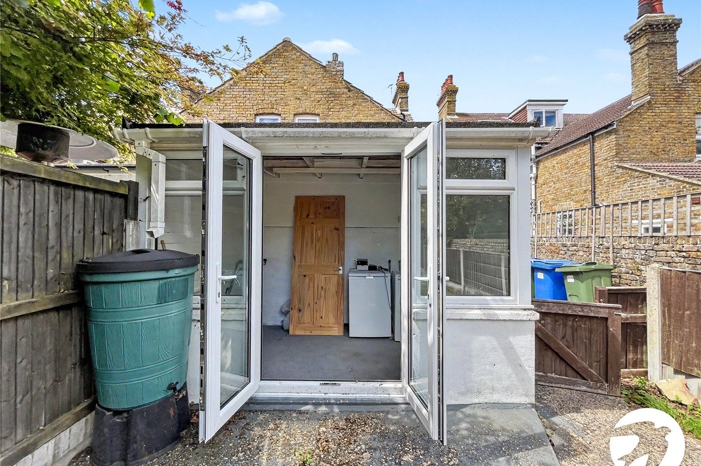 1 bedroom property for sale in Sittingbourne | Robinson Michael & Jackson