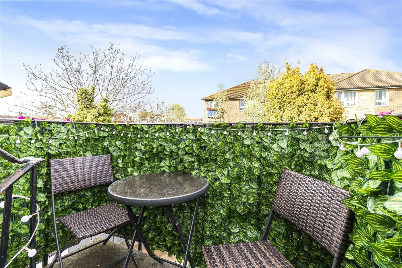 2 bedroom property for sale in Welling | Robinson Jackson