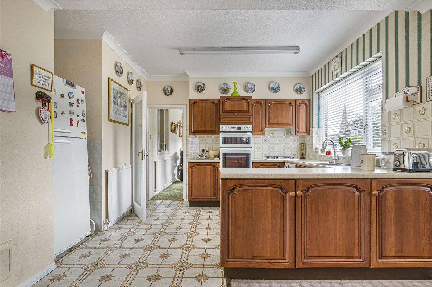 3 bedroom bungalow for sale in Bexley | Robinson Jackson