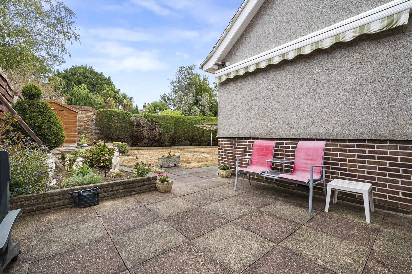 3 bedroom bungalow for sale in Bexley | Robinson Jackson