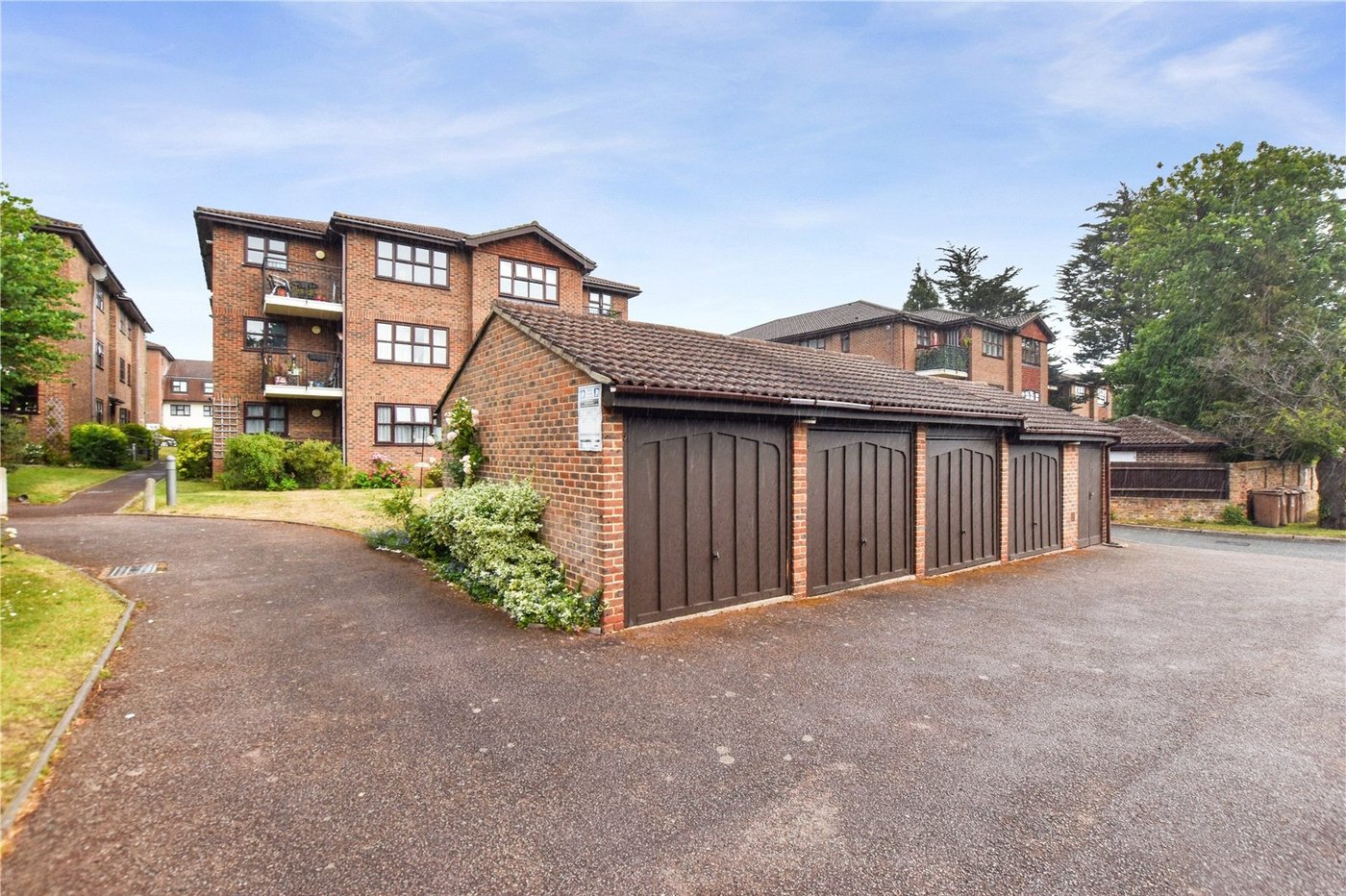 2 bedroom property for sale in Bexley | Robinson Jackson
