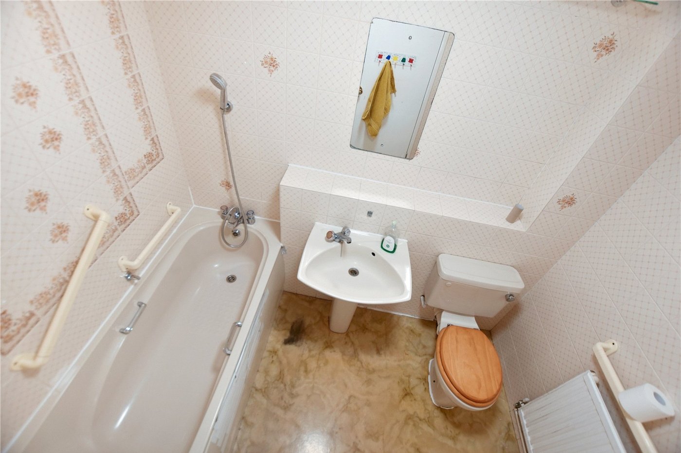 2 bedroom property for sale in Bexley | Robinson Jackson
