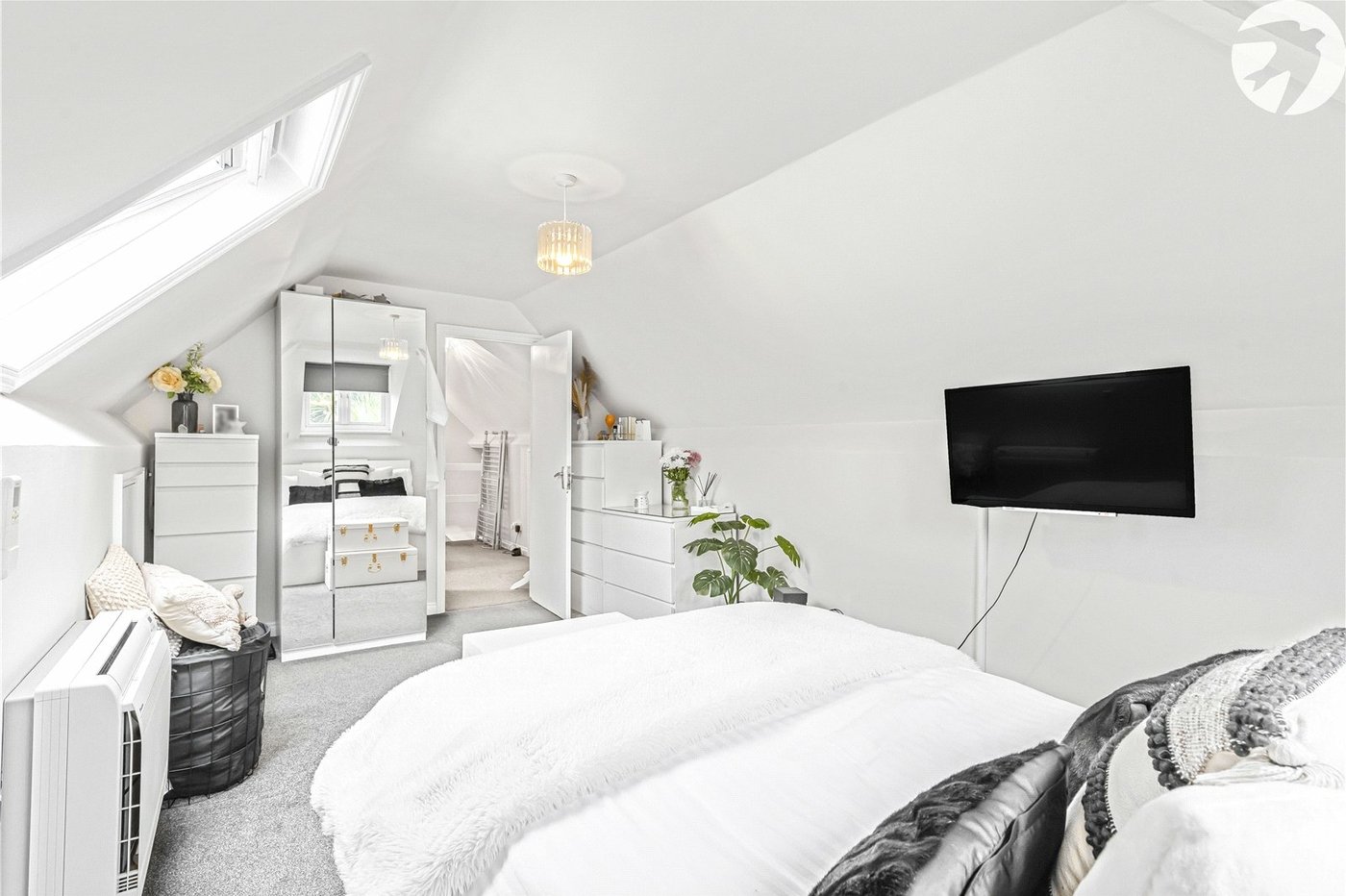 4 bedroom bungalow for sale in Bexley | Robinson Jackson