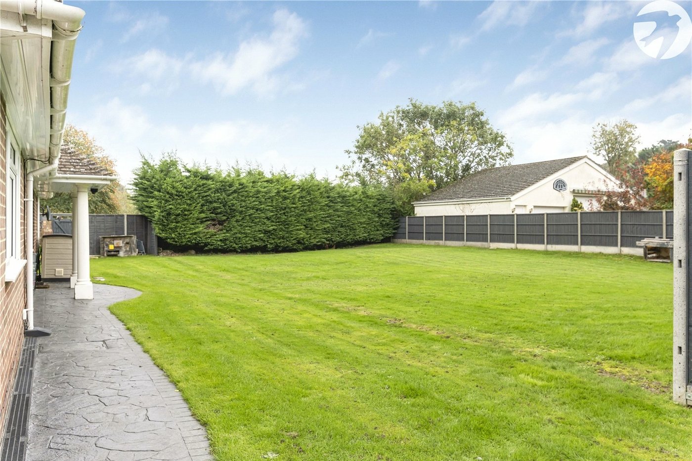 4 bedroom bungalow for sale in Bexley | Robinson Jackson