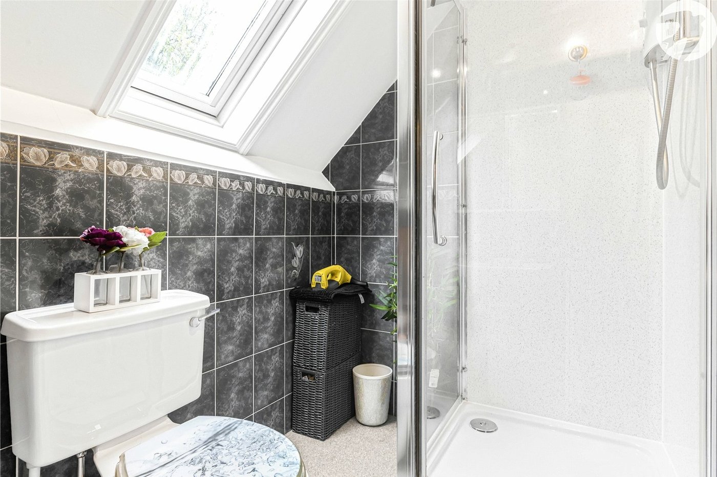 4 bedroom bungalow for sale in Bexley | Robinson Jackson