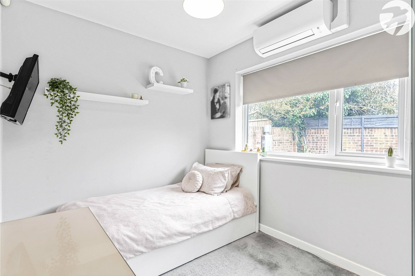 4 bedroom bungalow for sale in Bexley | Robinson Jackson