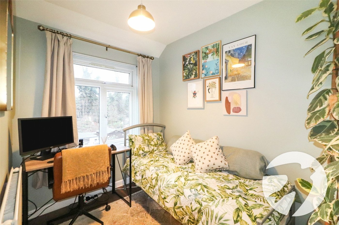 2 bedroom house for sale in Barnehurst | Robinson Jackson