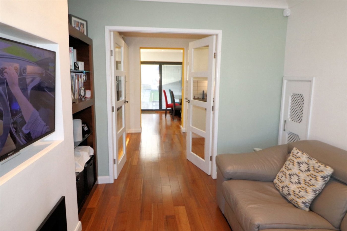 2 bedroom house for sale in Barnehurst | Robinson Jackson