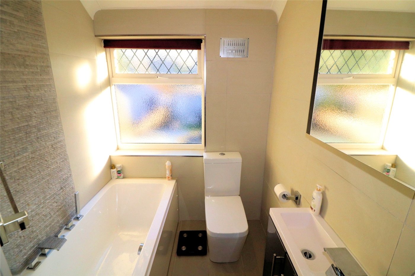 2 bedroom house for sale in Barnehurst | Robinson Jackson