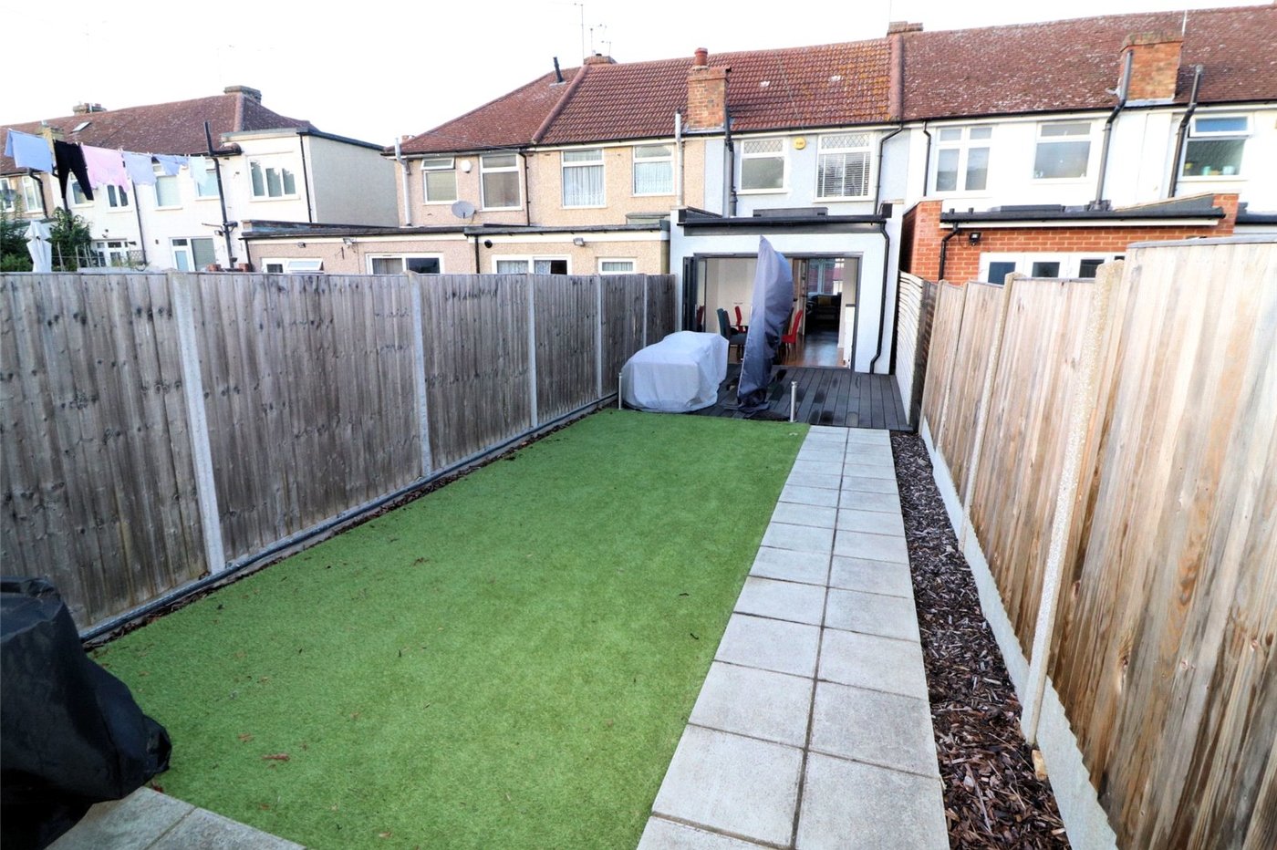 2 bedroom house for sale in Barnehurst | Robinson Jackson