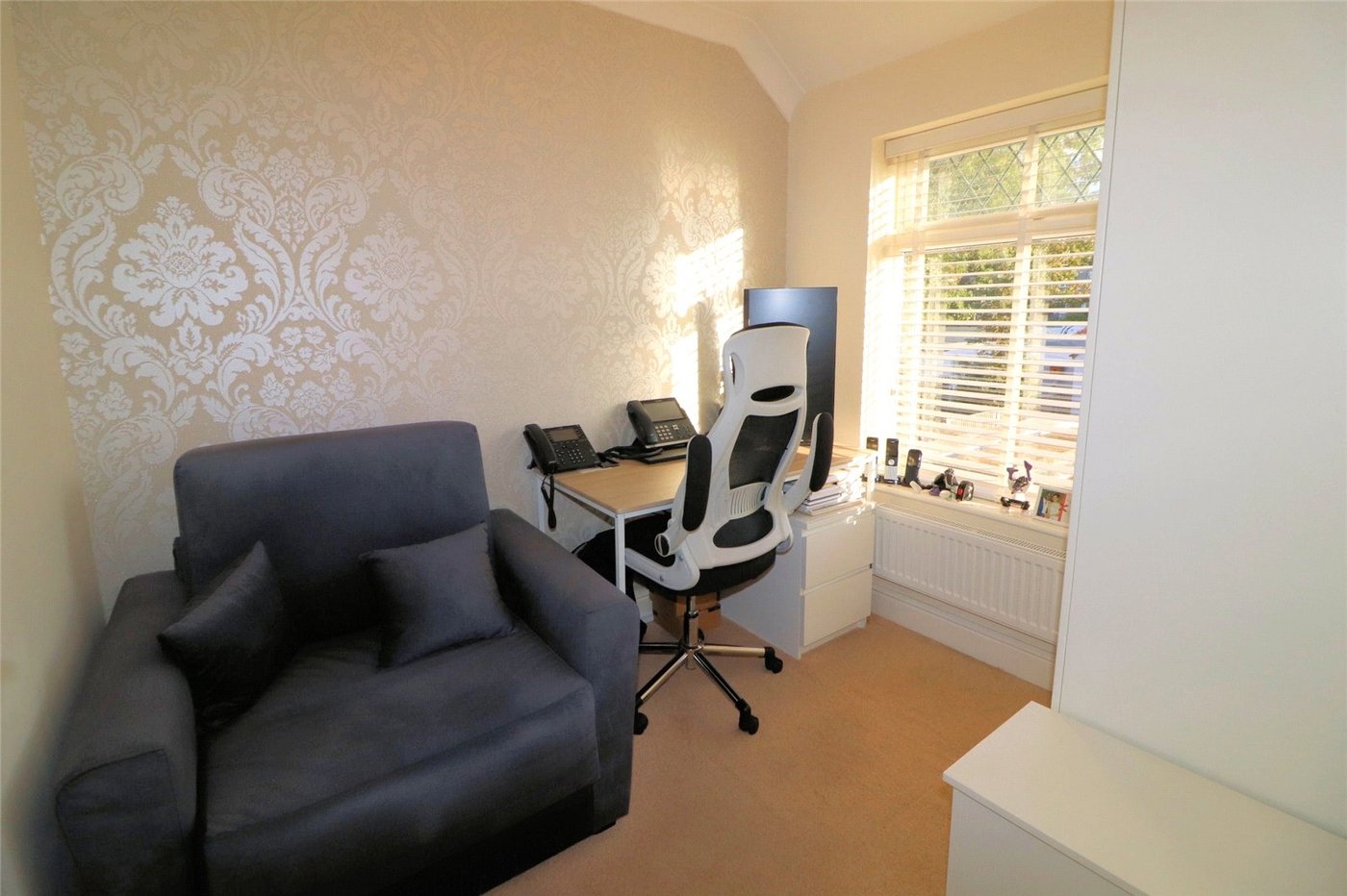 2 bedroom house for sale in Barnehurst | Robinson Jackson