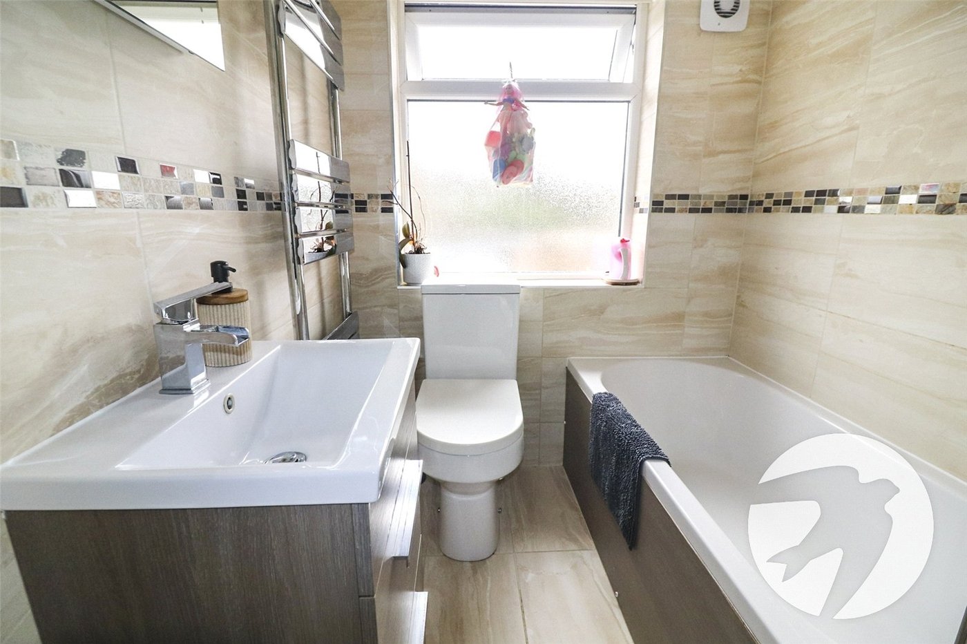 2 bedroom house for sale in Barnehurst | Robinson Jackson
