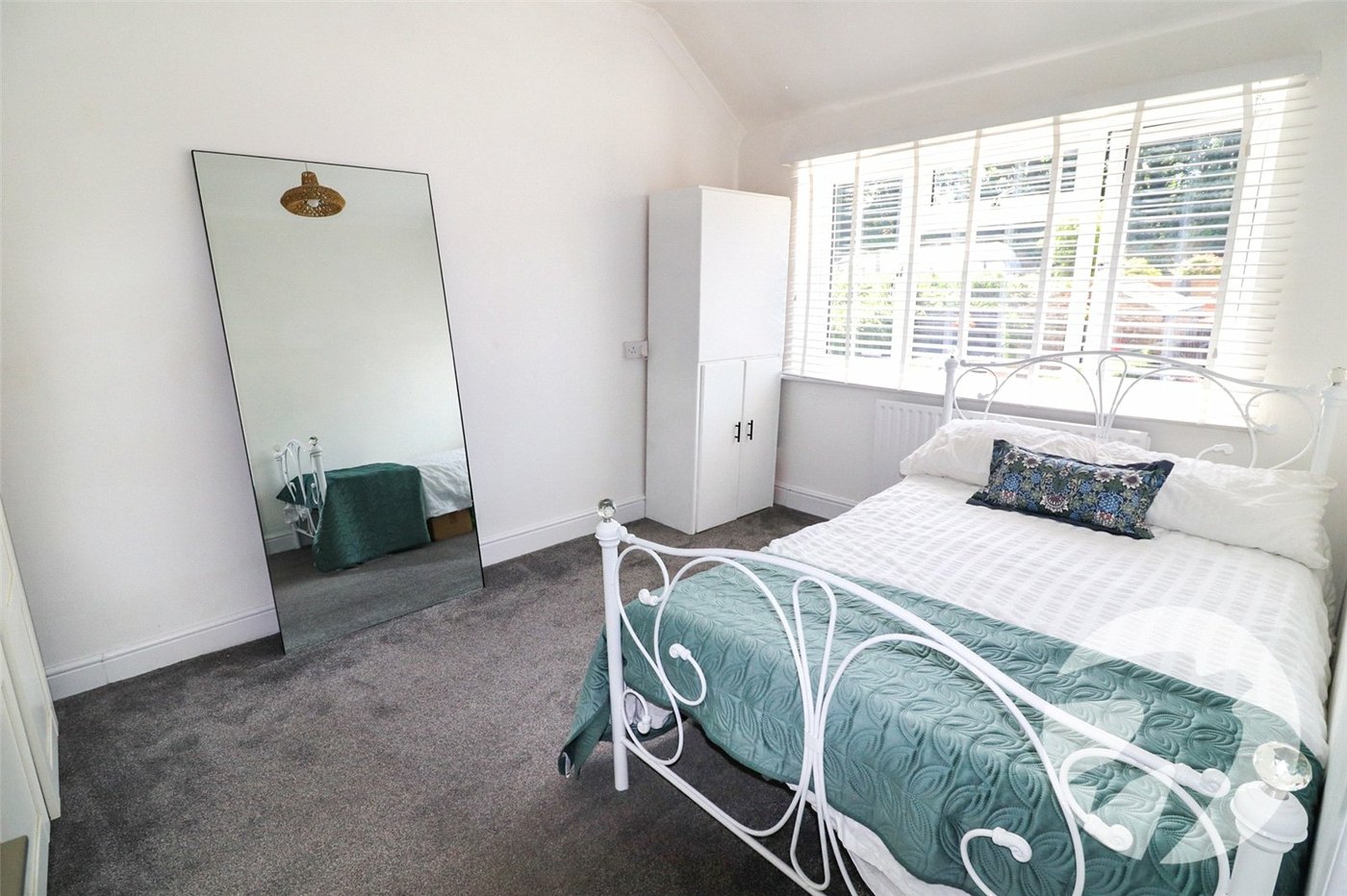 3 bedroom house for sale in Bexleyheath | Robinson Jackson