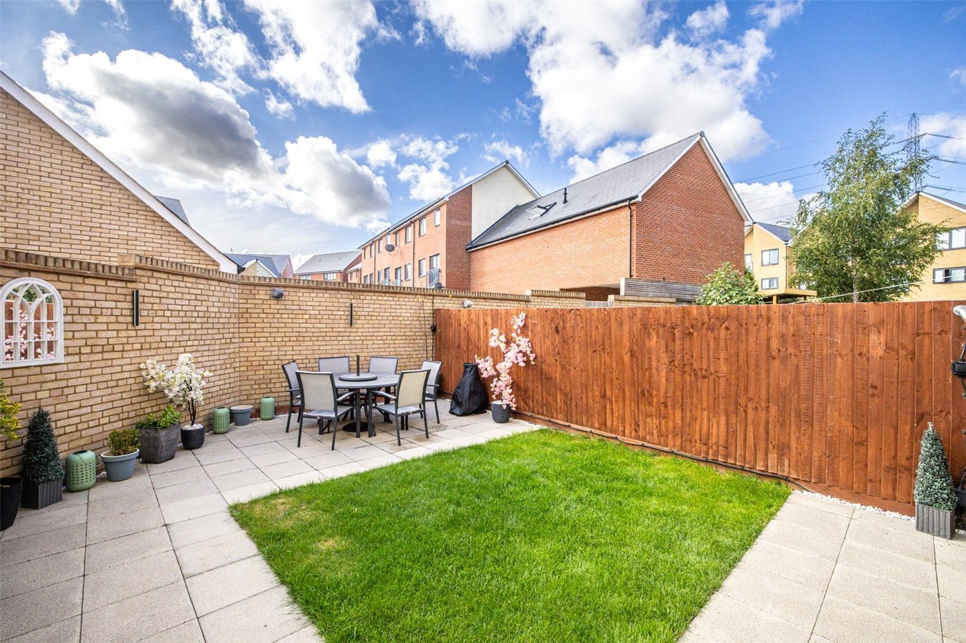 3 bedroom house for sale in Northfleet | Robinson Michael & Jackson
