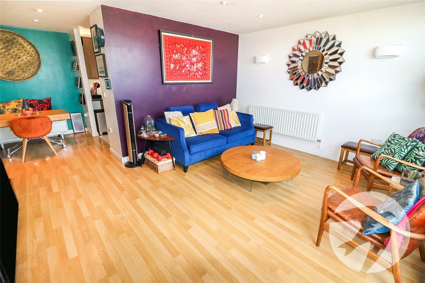 2 bedroom property for sale in 102 Erith High Street | Robinson Jackson