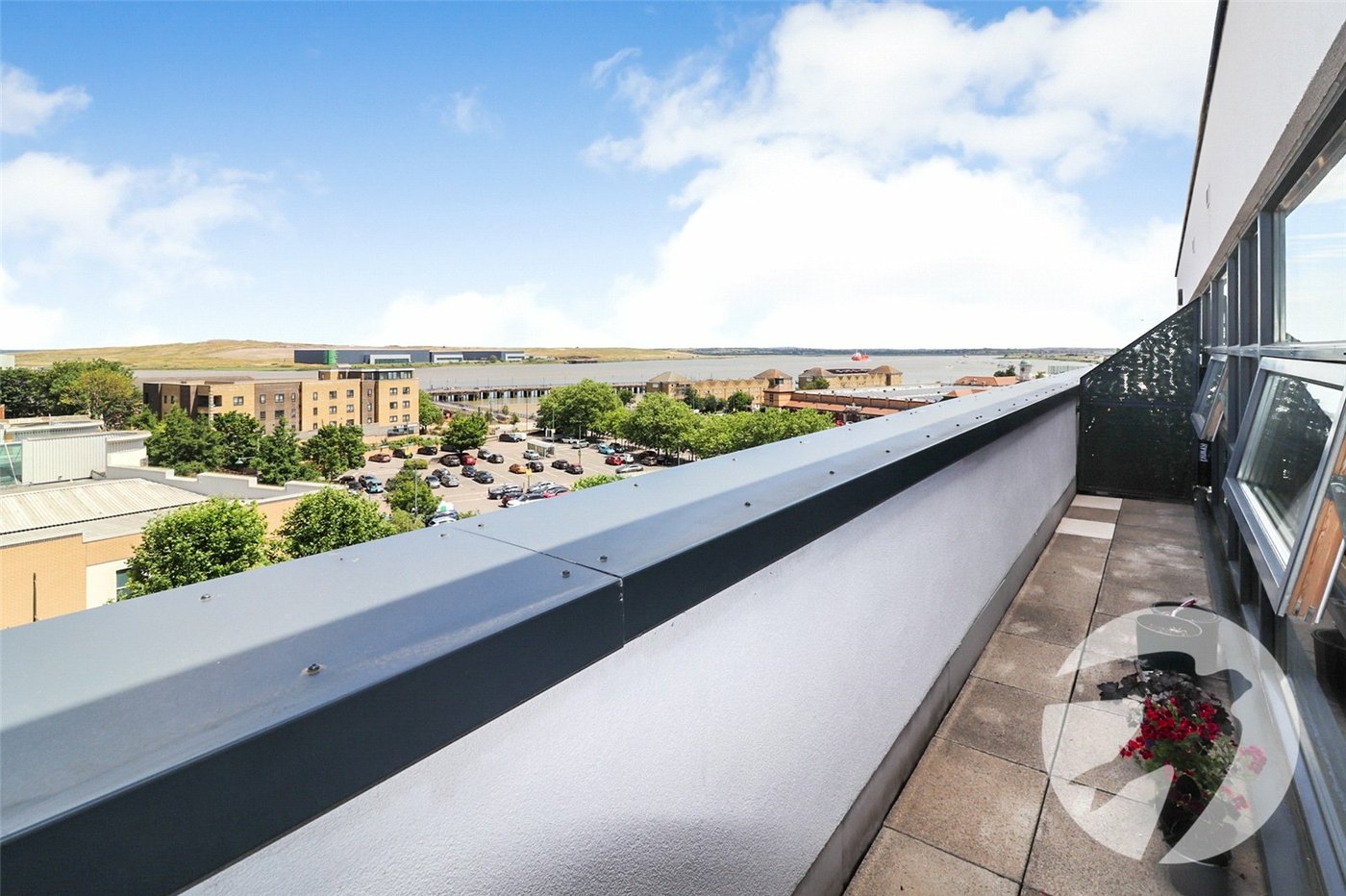 2 bedroom property for sale in 102 Erith High Street | Robinson Jackson