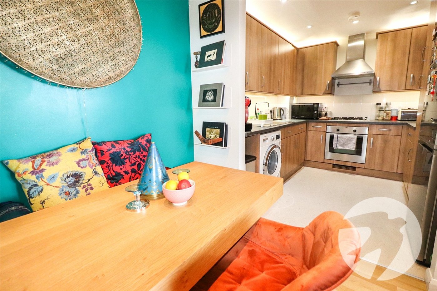 2 bedroom property for sale in 102 Erith High Street | Robinson Jackson