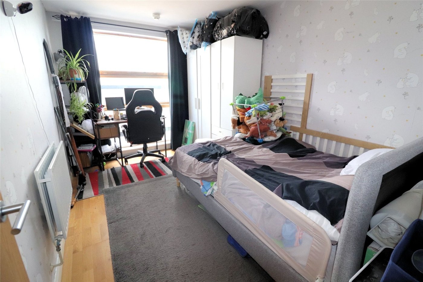 2 bedroom property for sale in 102 Erith High Street | Robinson Jackson