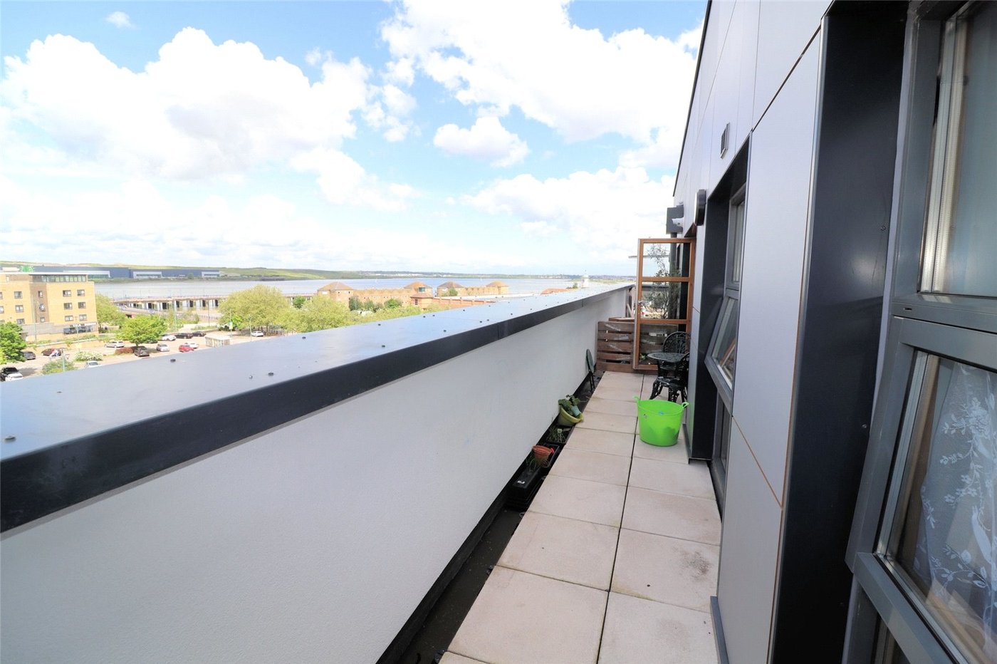 2 bedroom property for sale in 102 Erith High Street | Robinson Jackson