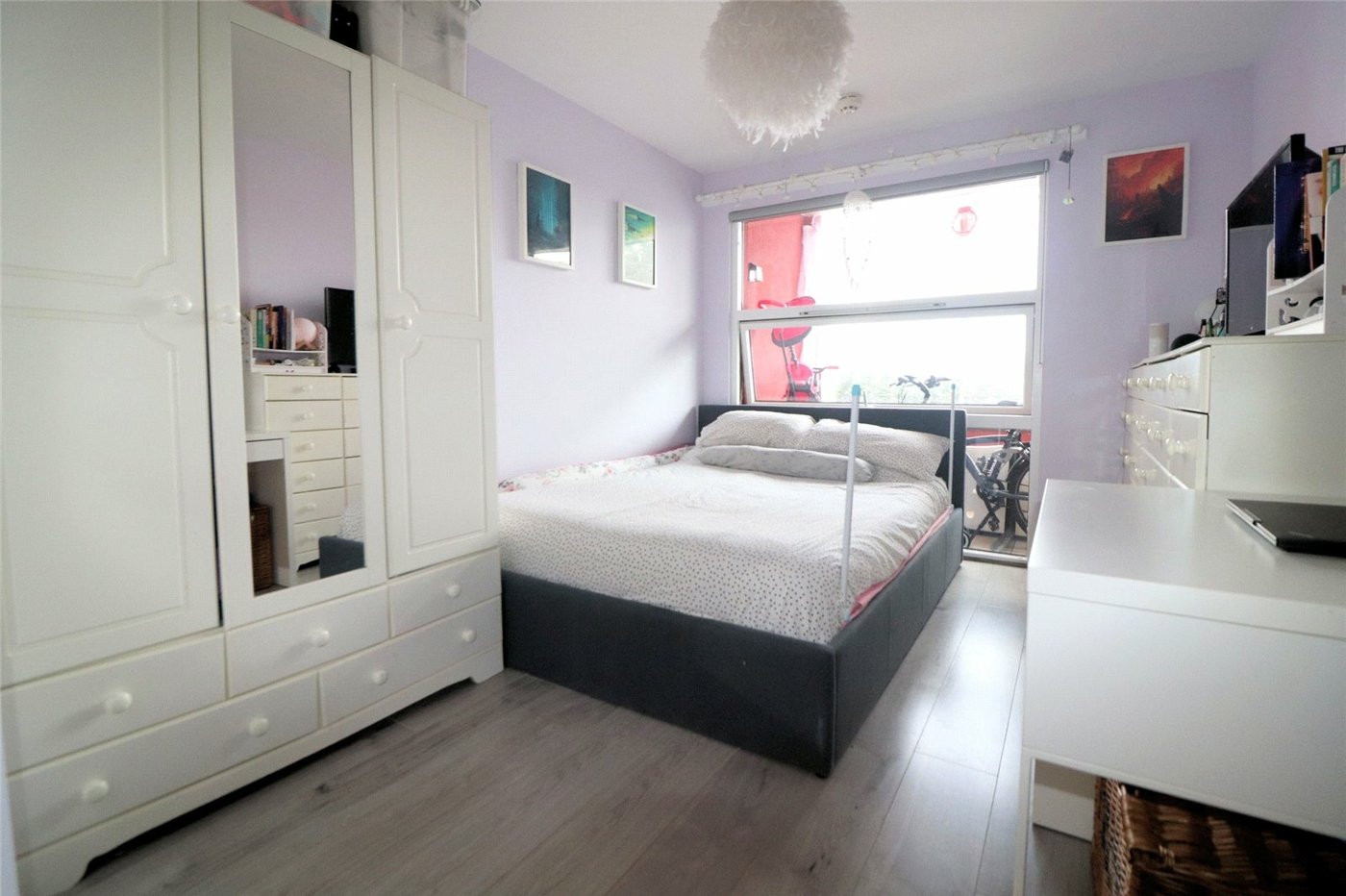 2 bedroom property for sale in 102 Erith High Street | Robinson Jackson