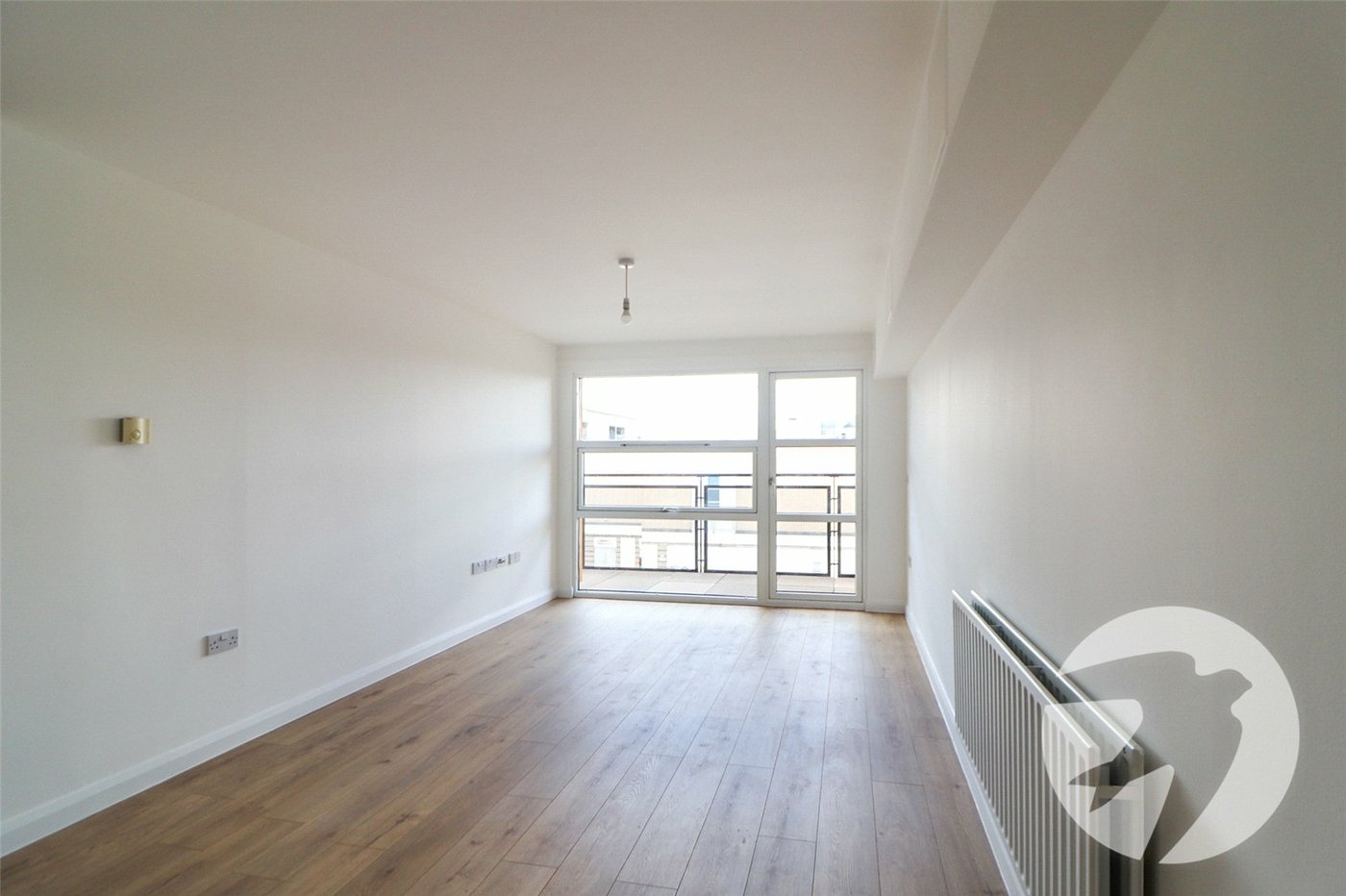 2 bedroom property for sale in 102 High Street | Robinson Jackson