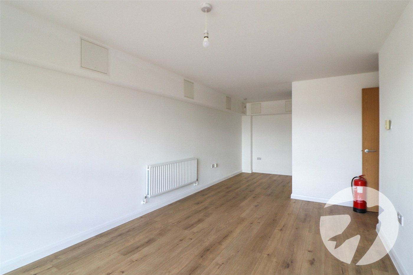 2 bedroom property for sale in 102 High Street | Robinson Jackson