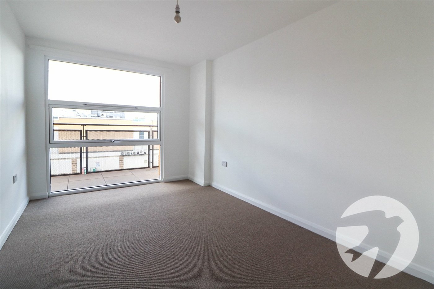 2 bedroom property for sale in 102 High Street | Robinson Jackson
