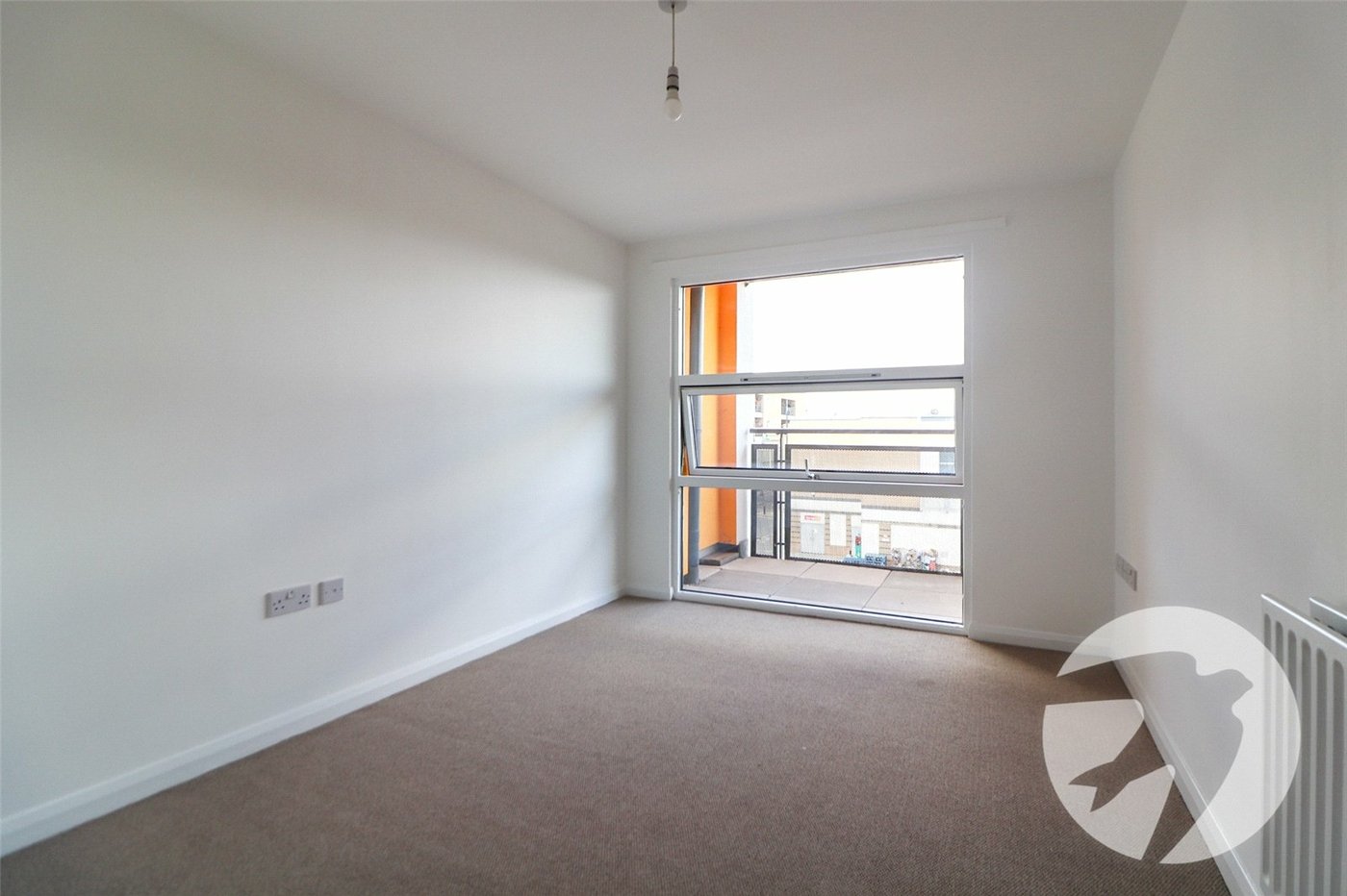 2 bedroom property for sale in 102 High Street | Robinson Jackson