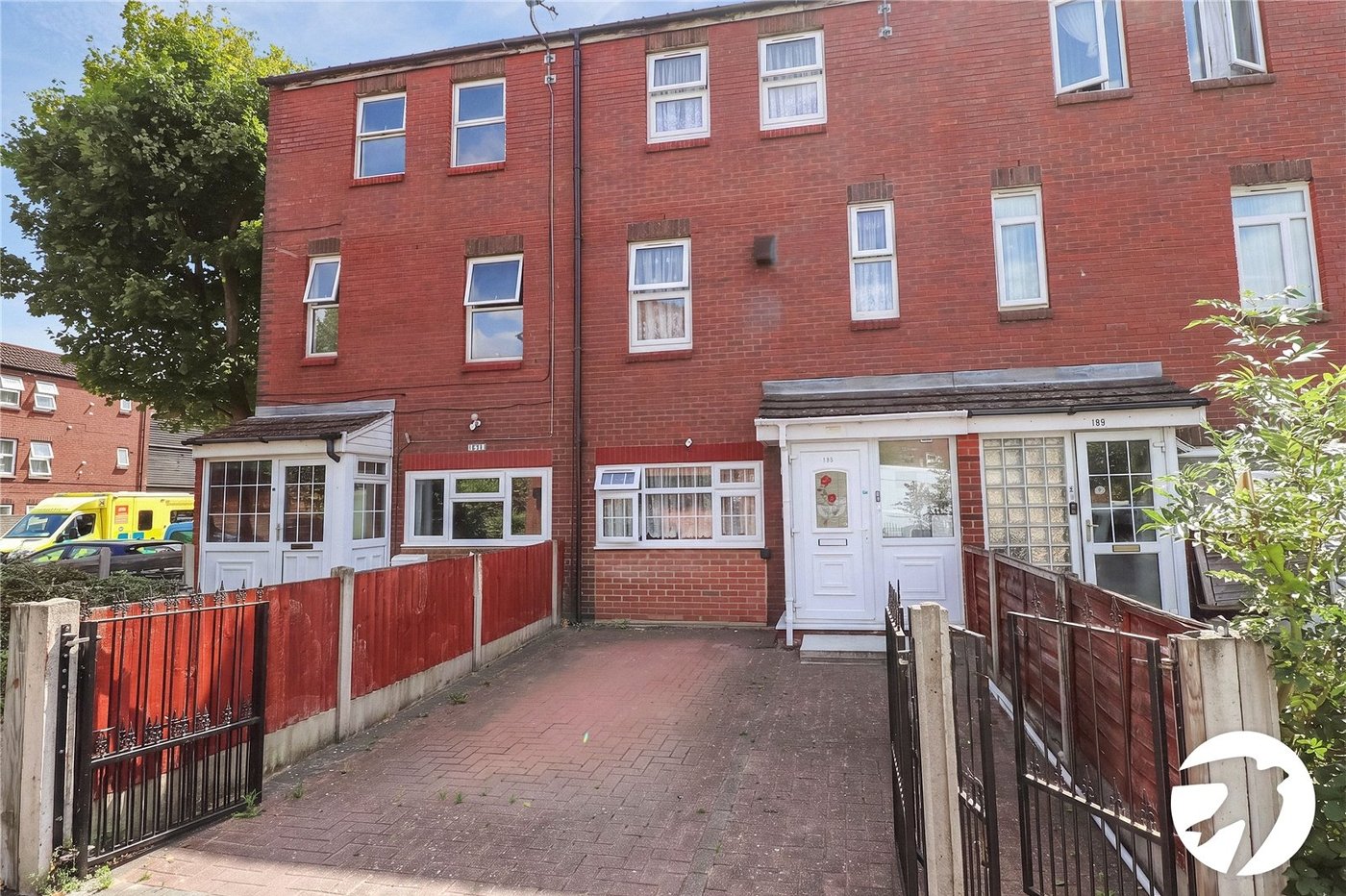 3 bedroom property for sale in Erith | Robinson Jackson