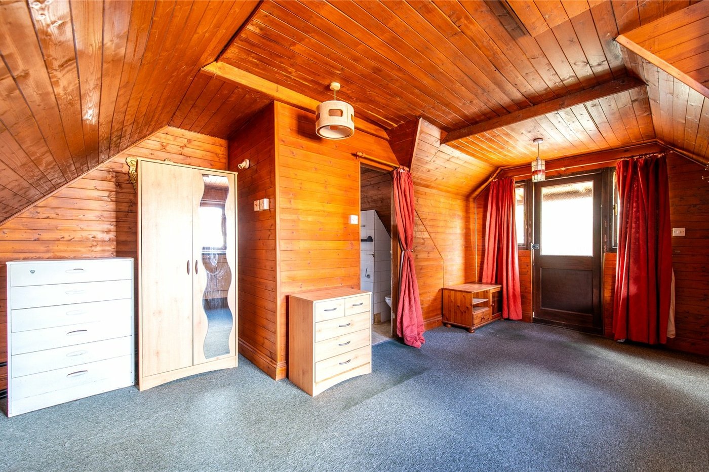 5 bedroom house for sale in Gravesend | Robinson Michael & Jackson