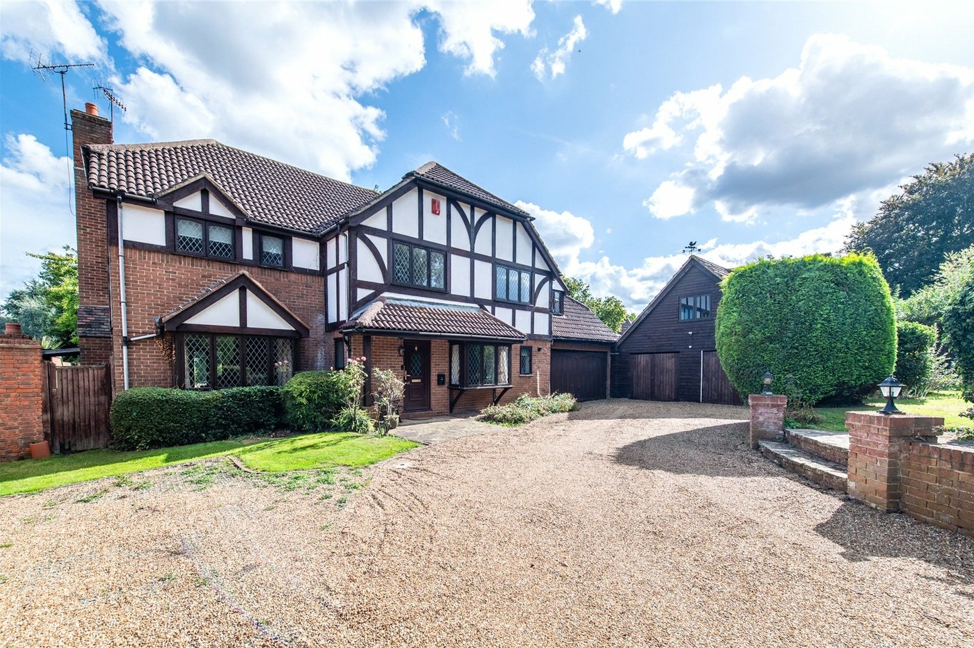 5 bedroom house for sale in Gravesend | Robinson Michael & Jackson