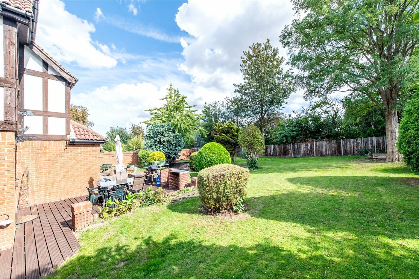 5 bedroom house for sale in Gravesend | Robinson Michael & Jackson