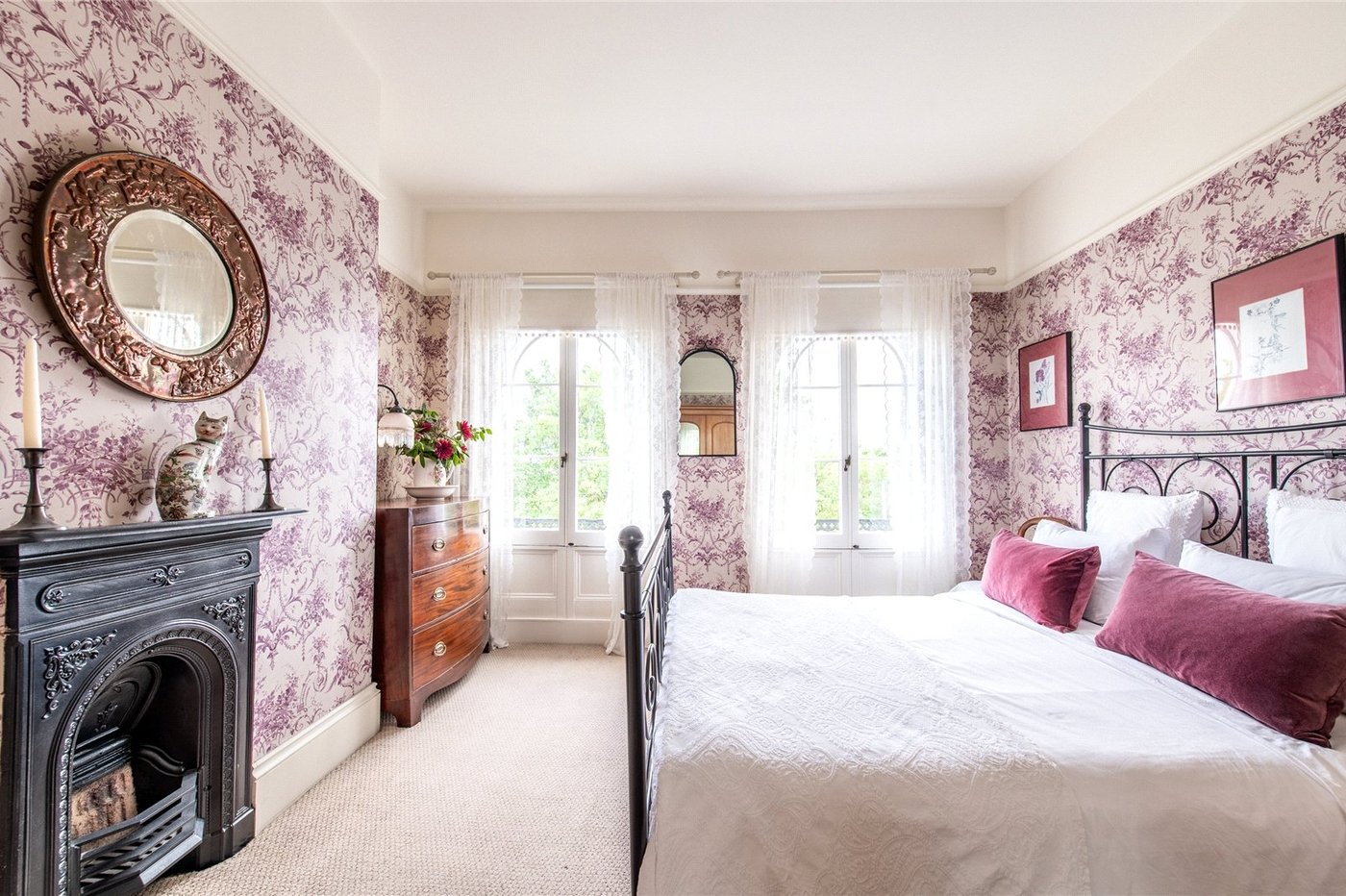 5 bedroom house for sale in Gravesend | Robinson Michael & Jackson