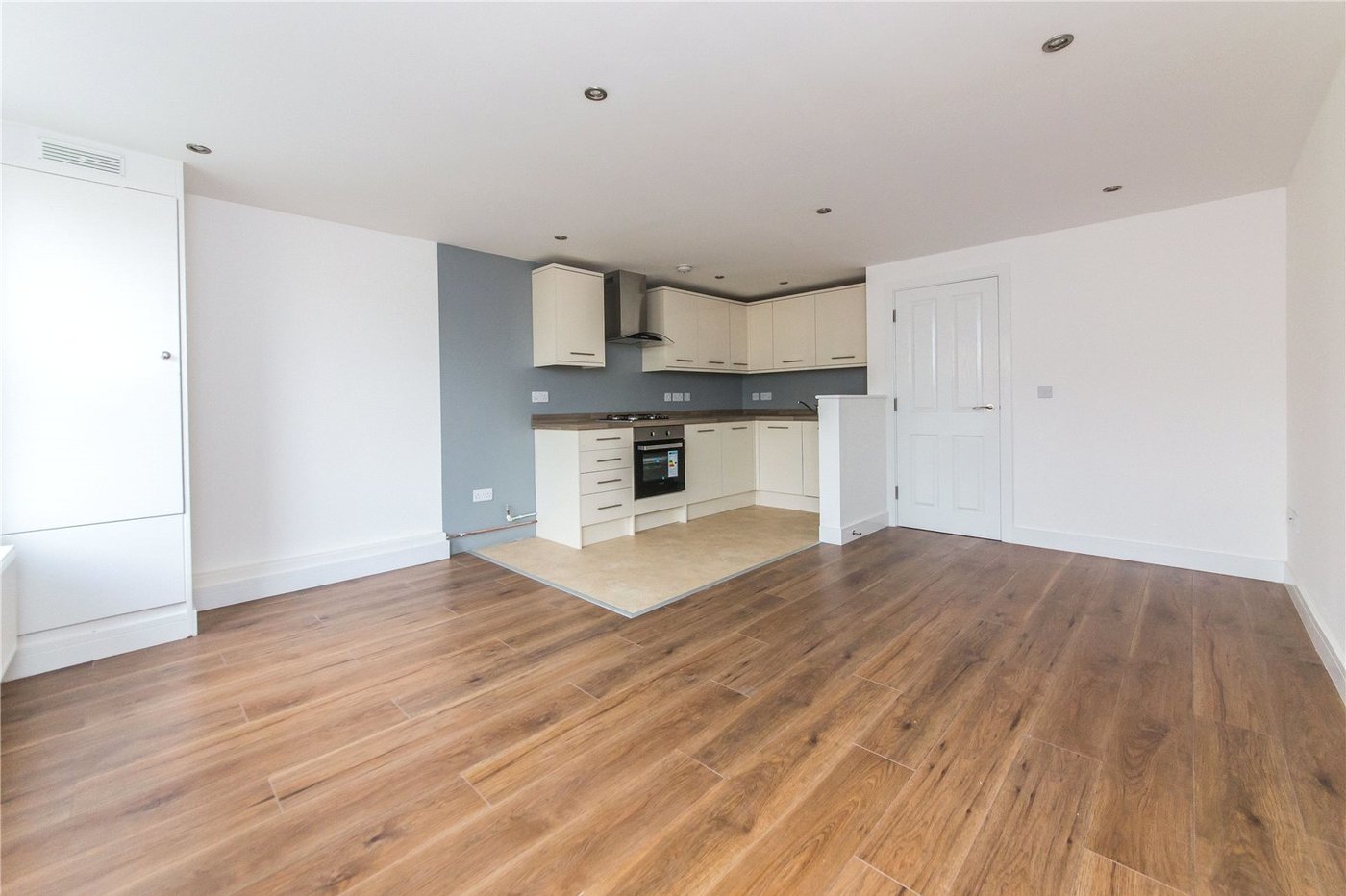 2 bedroom property for sale in Gravesend | Robinson Michael & Jackson
