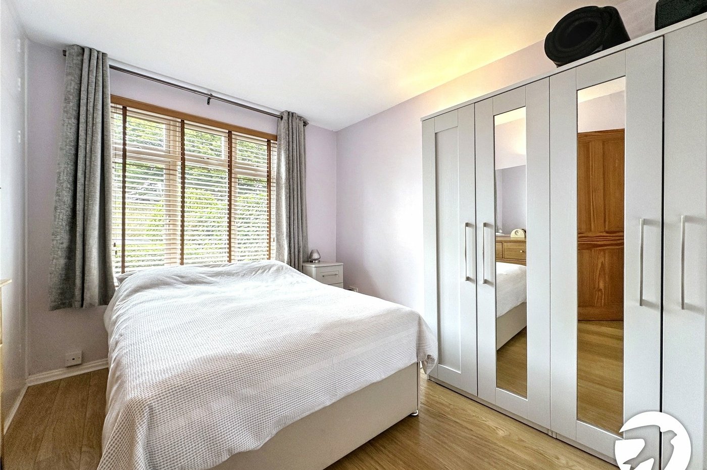 3 bedroom bungalow for sale in Rochester | Robinson Michael & Jackson