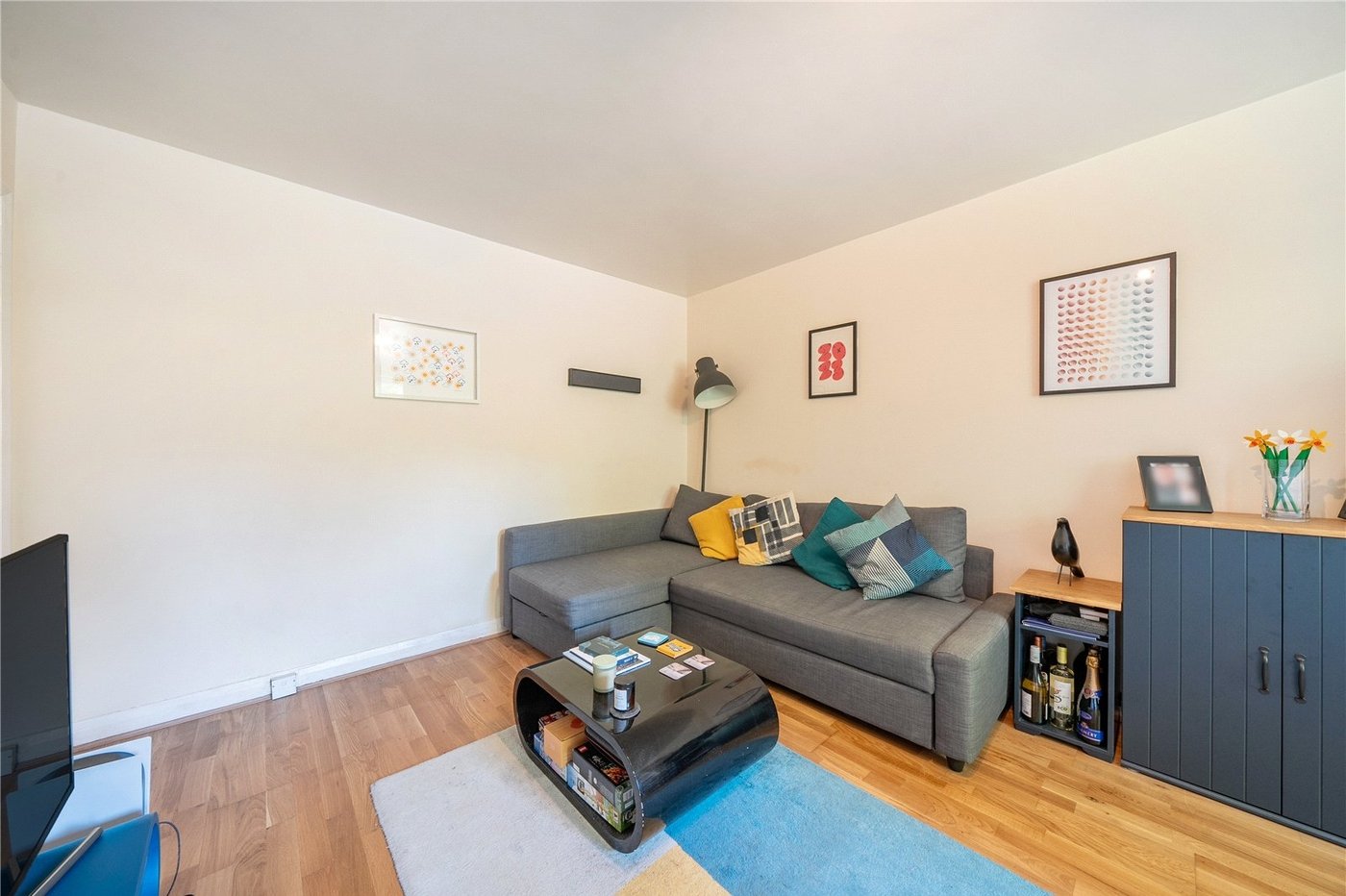 1 bedroom property for sale in London | Robinson Jackson