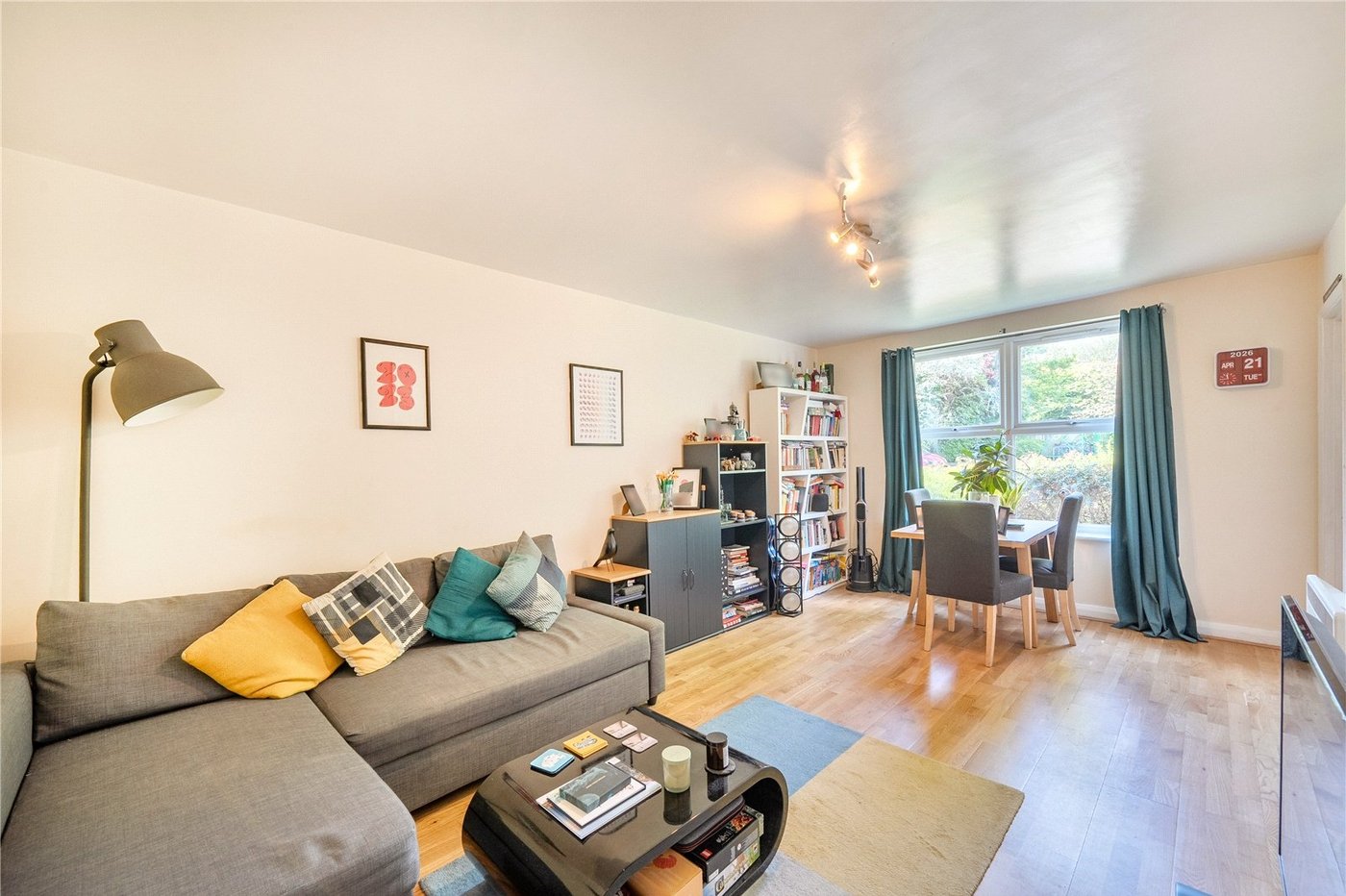 1 bedroom property for sale in London | Robinson Jackson