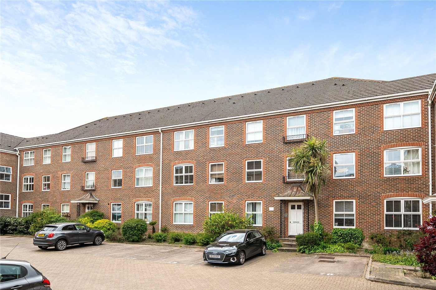 1 bedroom property for sale in London | Robinson Jackson