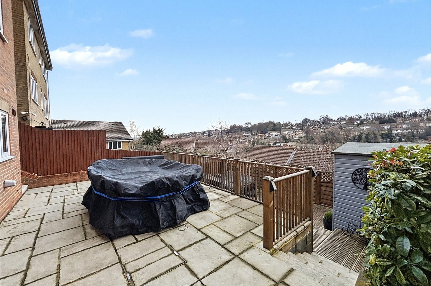 4 bedroom house for sale in Walderslade | Robinson Michael & Jackson