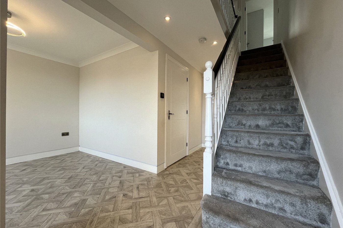 6 bedroom house for sale in Walderslade | Robinson Michael & Jackson