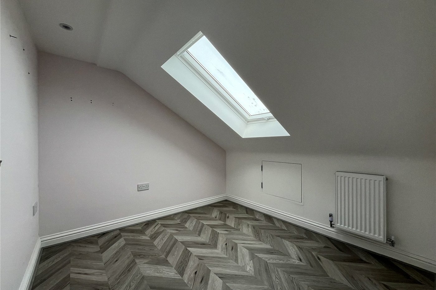 6 bedroom house for sale in Walderslade | Robinson Michael & Jackson