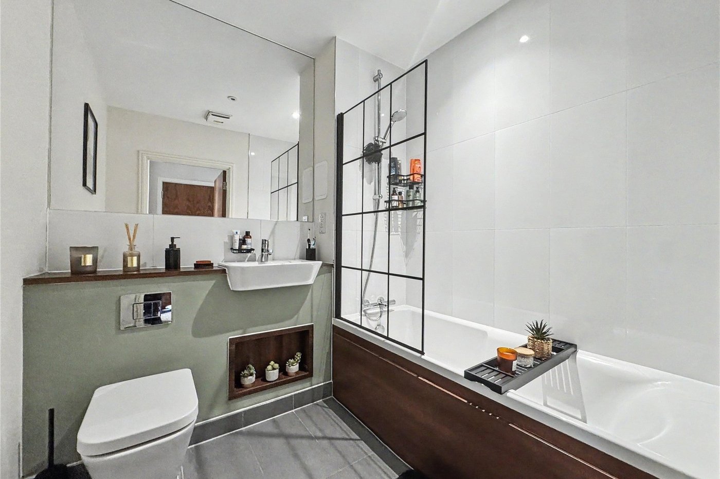 1 bedroom property for sale in Gillingham | Robinson Michael & Jackson